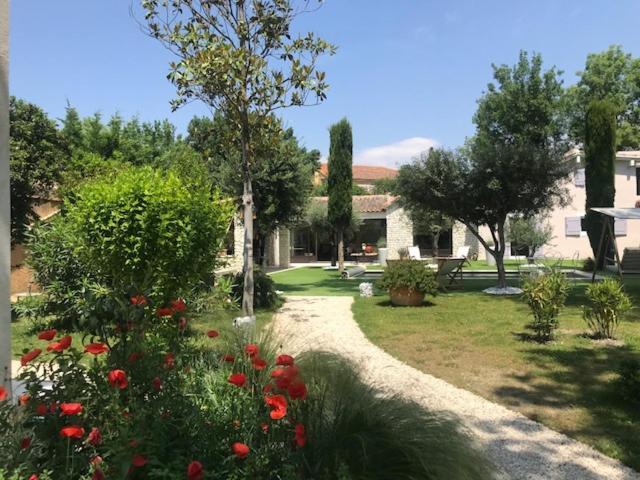 La Maison 1440 LʼIsle-sur-la-Sorgue Exterior foto