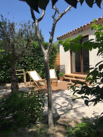 La Maison 1440 LʼIsle-sur-la-Sorgue Exterior foto